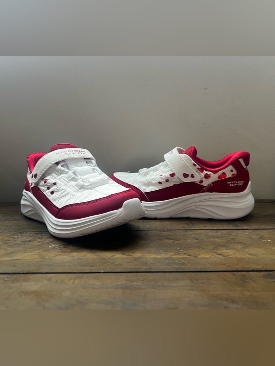 Skechers Other - NEW Skechers Slip-ins girls White and Red Heart Sneakers